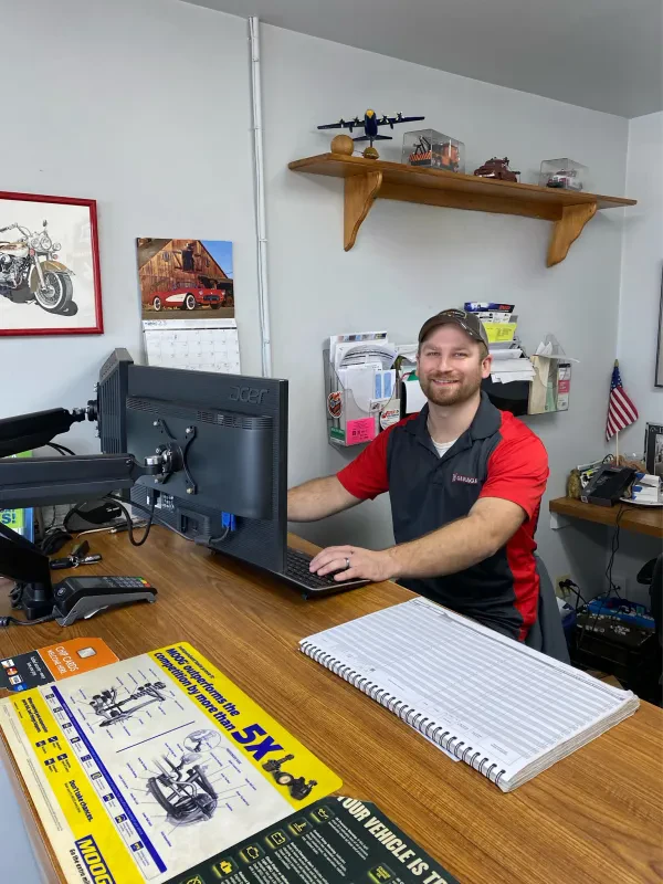D & J Garage - photo 2