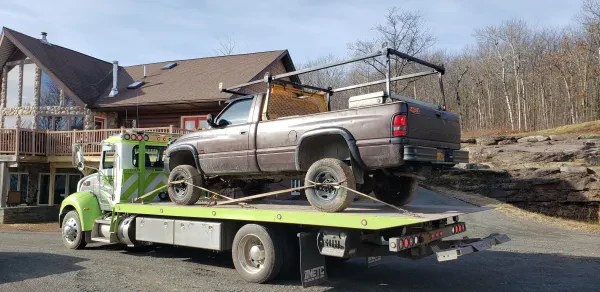 Pete's Hunter Auto Repair and Towing - photo 4