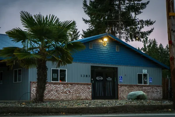 Extreme Collision Center - photo 2