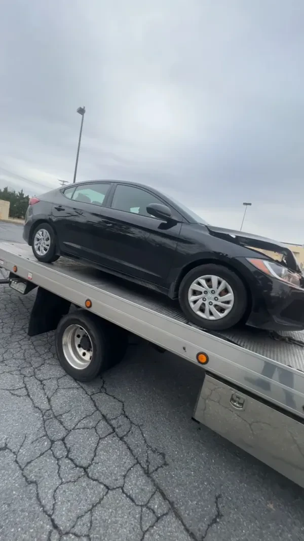 MALIK TOWING - photo 2