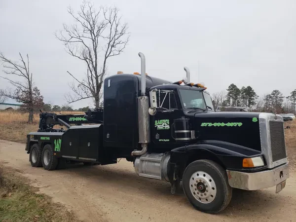 Sartin's Towing - photo 4