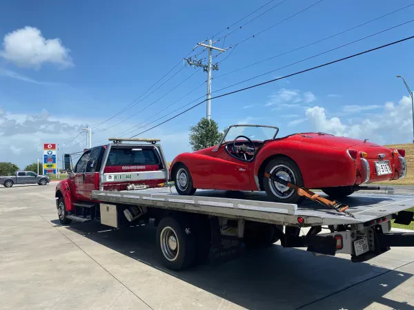 Hook M Up Towing - photo 3