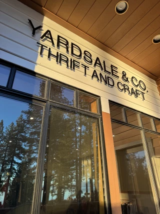Yardsale & Co.