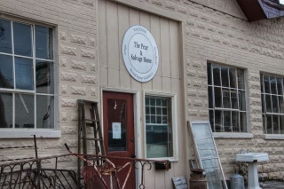 The Pear & Salvage Home