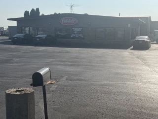 JX Truck Center - Mineral Point