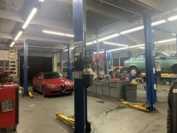 Salmon's Service Centers - photo 3