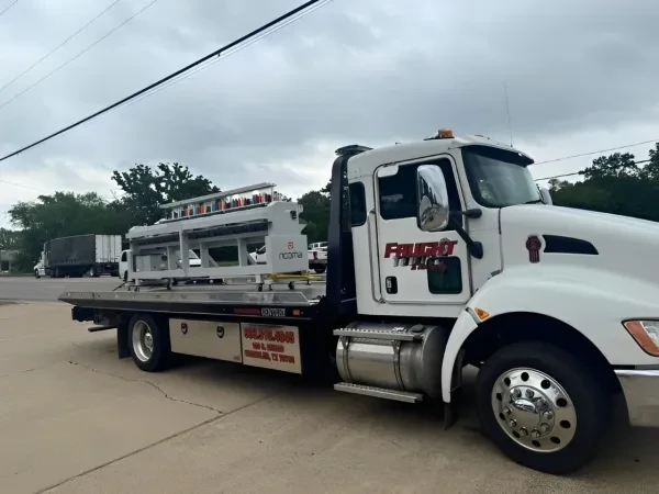 Faught Towing & Recovery - photo 4
