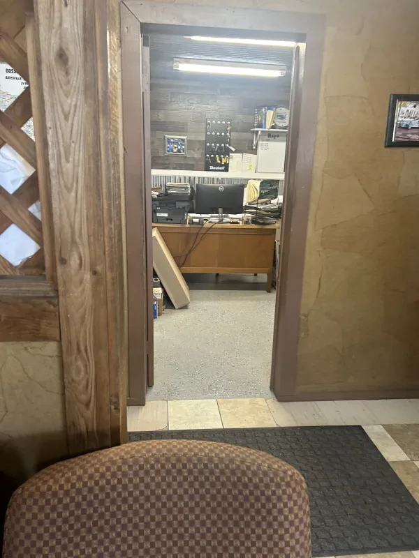 Sam's Automotive & Tire LLC - photo 4