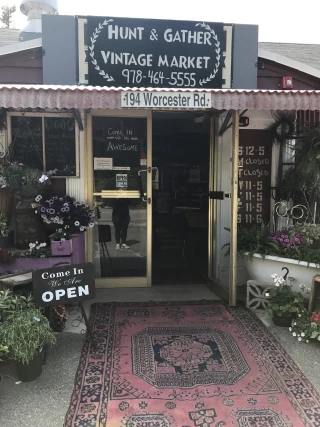Hunt & Gather Vintage Market LLC