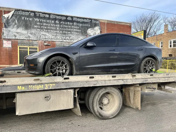 E&R Towing - photo 3