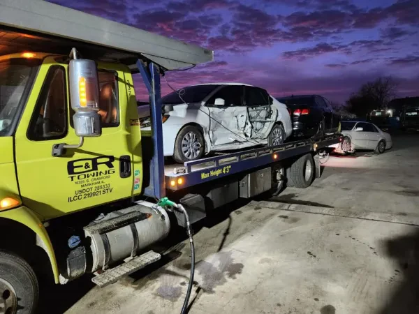 E&R Towing - photo 4