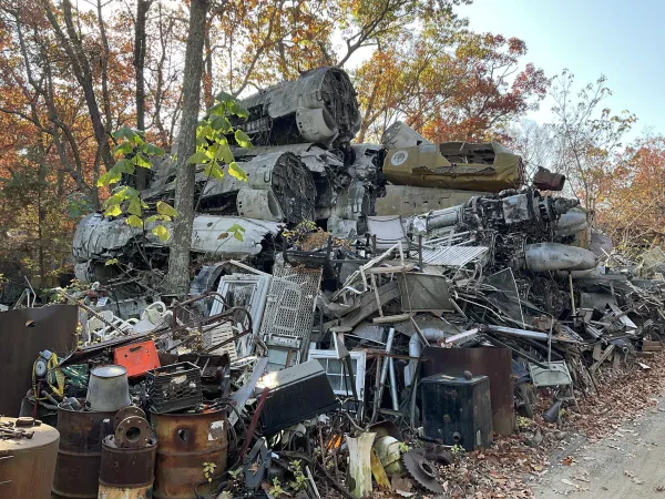 Wade Salvage Inc - photo 2