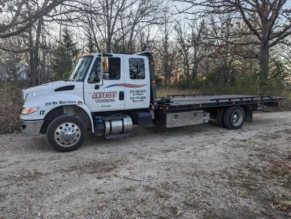 Anybody Towing Of Waynesville - photo 2