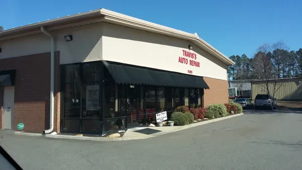 Travis' Auto Repair - photo 2