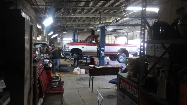 La Chispa Auto Services - photo 2