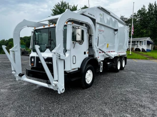 Auto Wholesalers Used Trucks & Parts