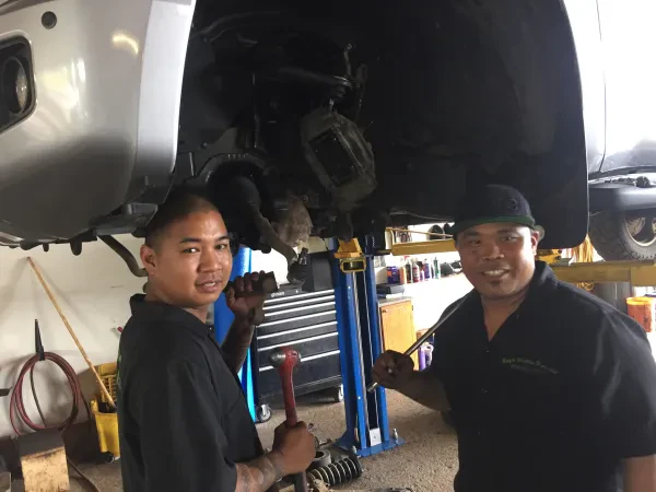Rey's Auto Repair - photo 3