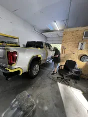 D & R Collision Center and Garage