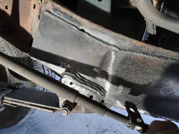 D & R Collision Center and Garage - photo 3
