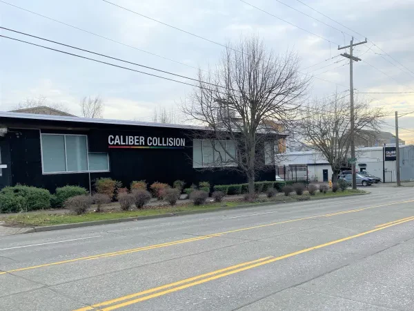 Caliber Collision - photo 4
