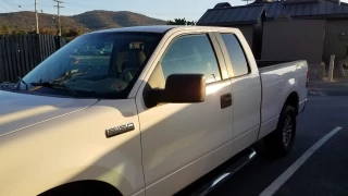 Lilly's Automotive