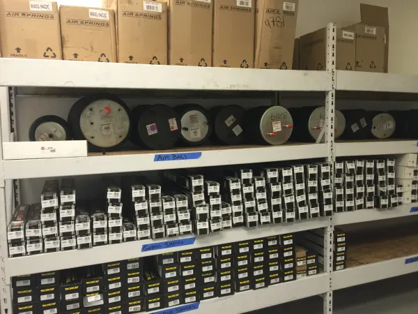 18 Wheeler Truck Parts & Chrome & Trailer parts - photo 4