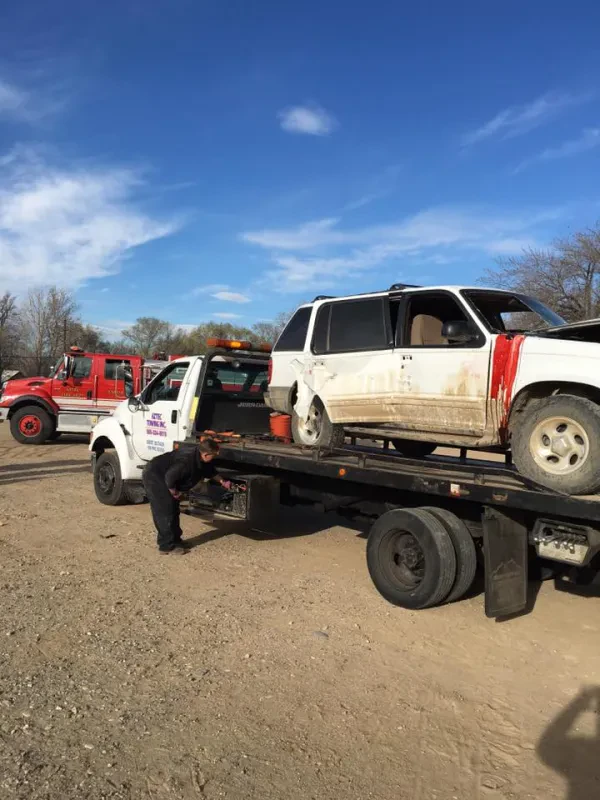Aztec Towing Inc. - photo 3