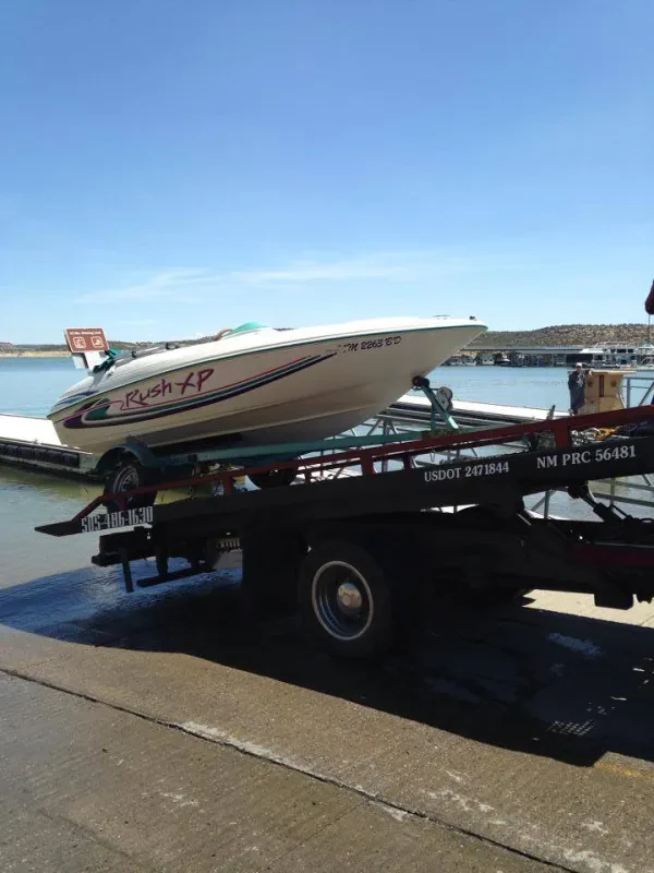 Hooked Up Towing & Recovery - photo 4