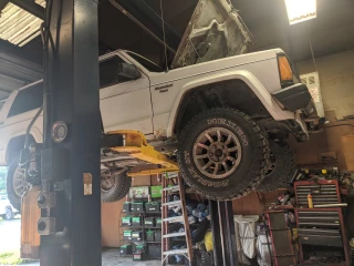 Bowers Body Shop/ Auto Repair