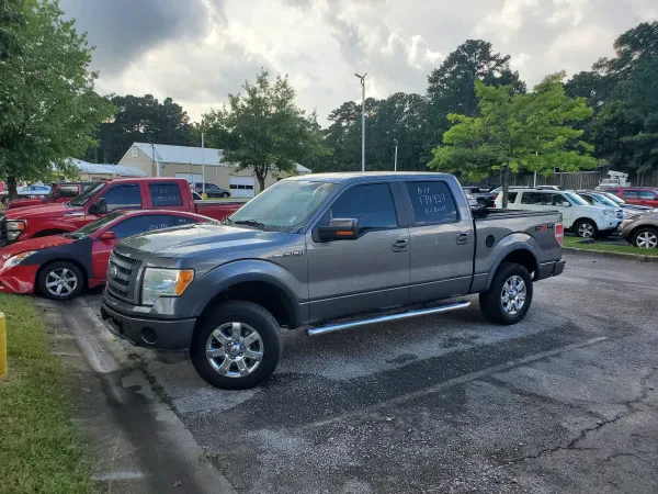 Centerpoint Auto Auction - photo 2