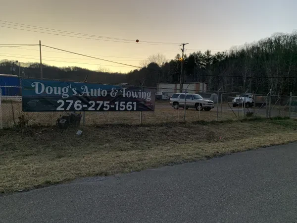 Doug's auto & towing - photo 4