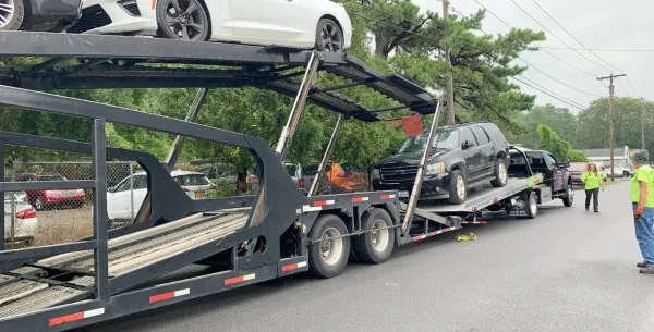Liggett's Auto & Towing Service - photo 2