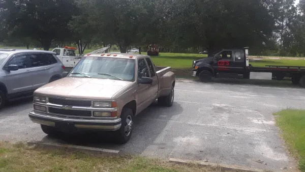CD's Towing - photo 3