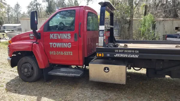 Kevin's Towing LLC - photo 3