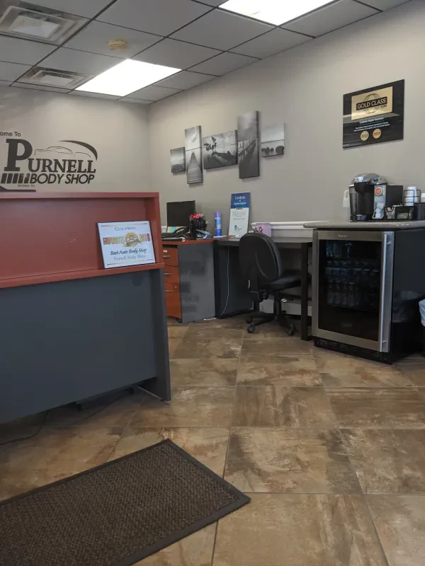 Purnell Body Shop - photo 3