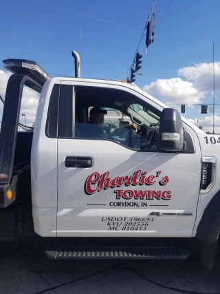 Charlies 24hr Towing
