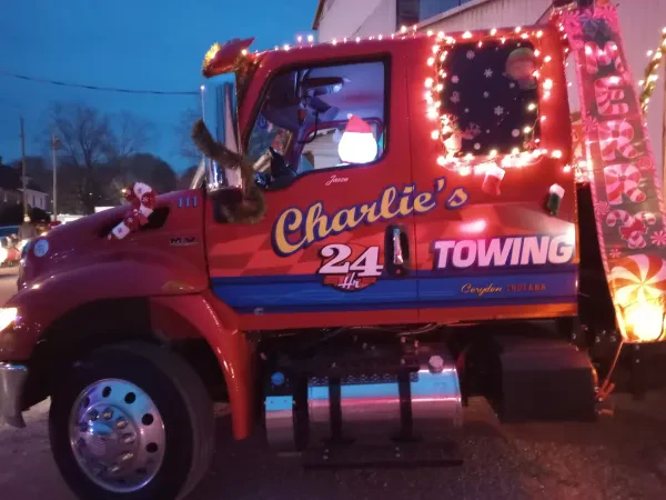 Charlies 24hr Towing - photo 3