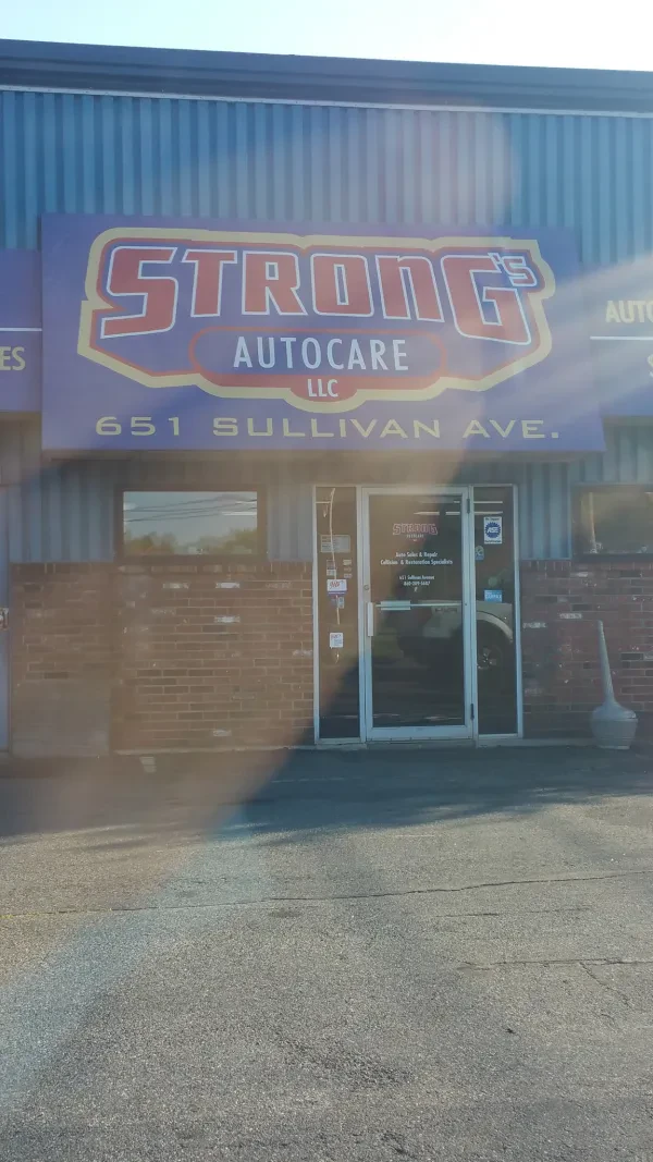 Strong's AutoCare - photo 4