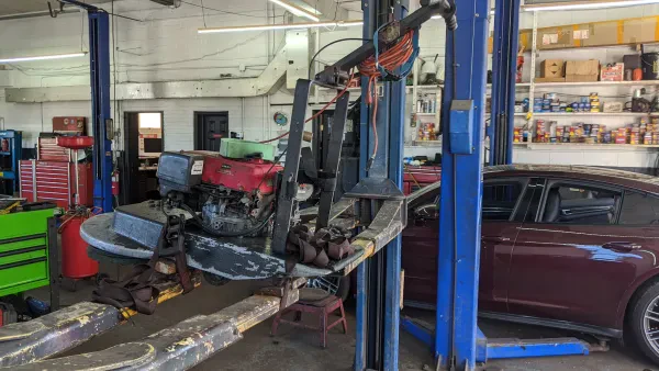 Eric's Premier Auto Center - photo 3
