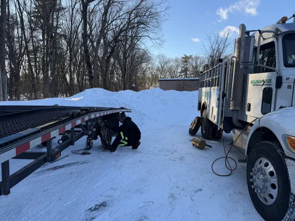 Sullivan Tire Commercial Truck Center - photo 4