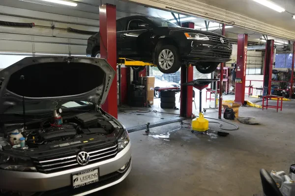 Legend Auto Sales Service Center - photo 2