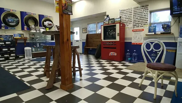 Racetrack Auto and Tire - photo 2