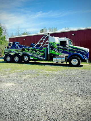 Twisted Hook Towing