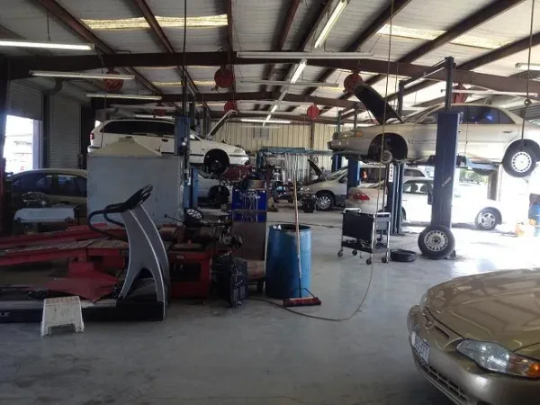 Three Points Automotive - photo 2