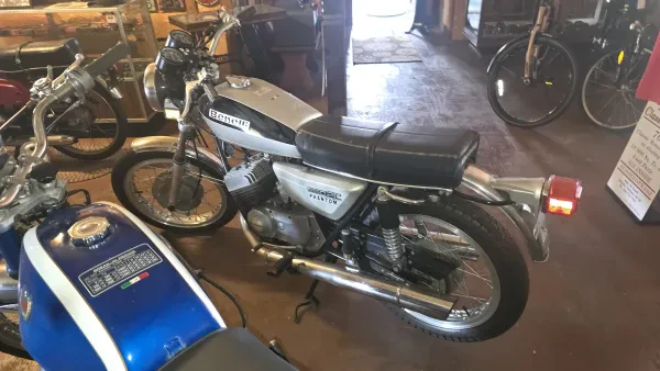 D & A Motorcycle Salvage - photo 2