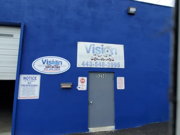 Vision wrecker service - photo 2