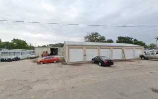 Pop Pops Autoshop