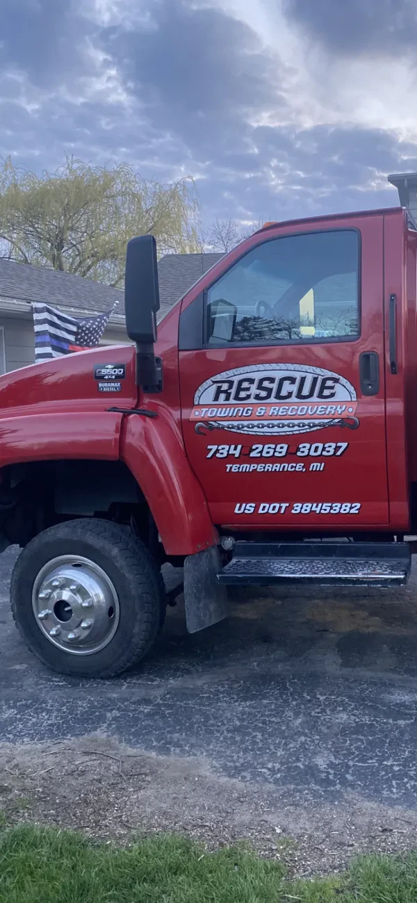 Rescue Towing & Recovery - photo 4