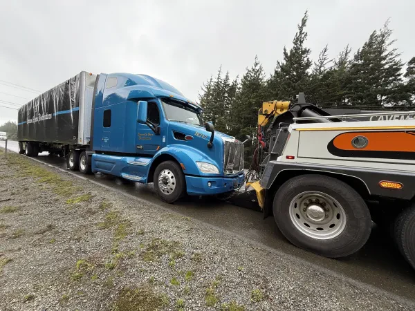 Caveman Towing - Grants Pass - photo 2