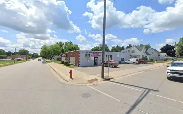 Huron Auto Parts Inc. - photo 2